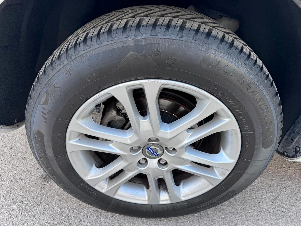 Volvo XC 60 D4 Geartronic Summum*EURO6*NAVI*CERCHI