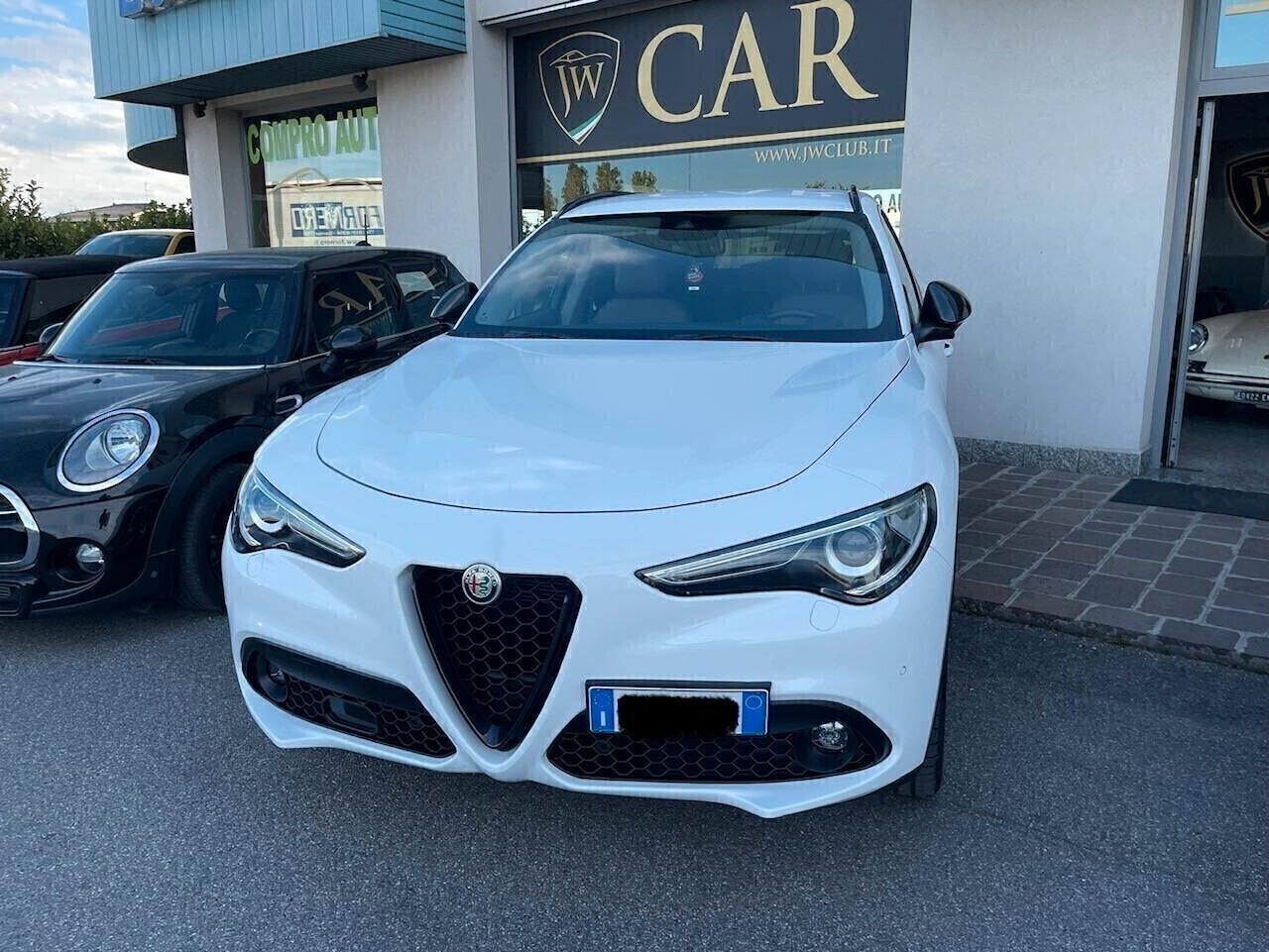 Alfa Romeo Stelvio 2.2 Turbodiesel 210 CV AT8 Q4 Executive