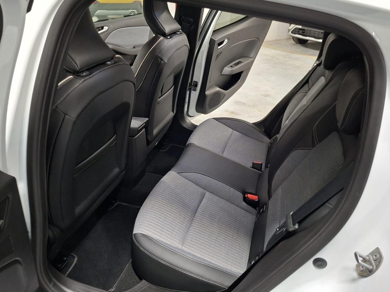 Renault Clio Van 1.0 TCe Techno GPL N1 Autocarro 4 P.ti