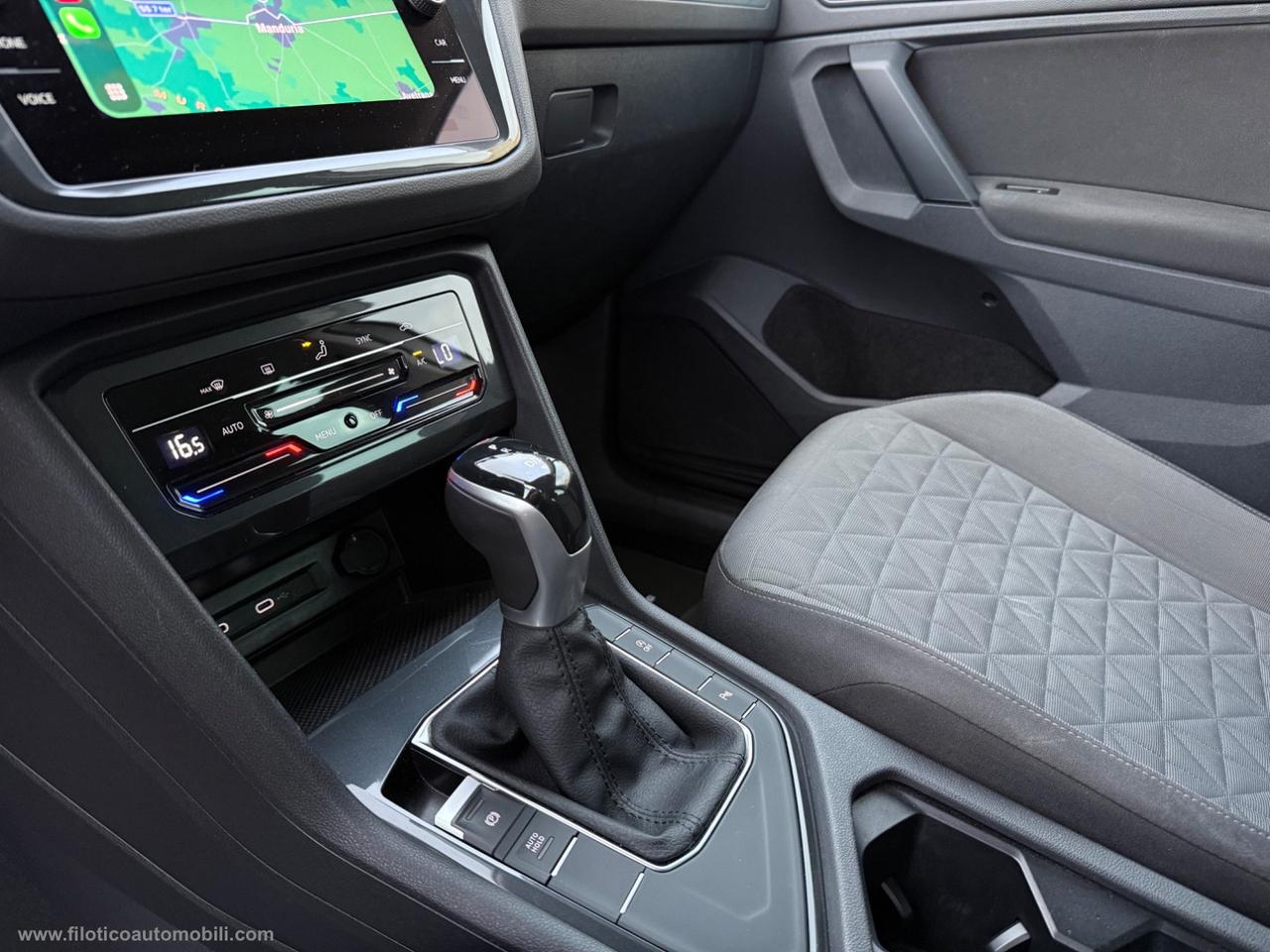 VOLKSWAGEN Tiguan 2.0 TDI 150CV SCR DSG Life TELECAMERA - FARI LED -FULL