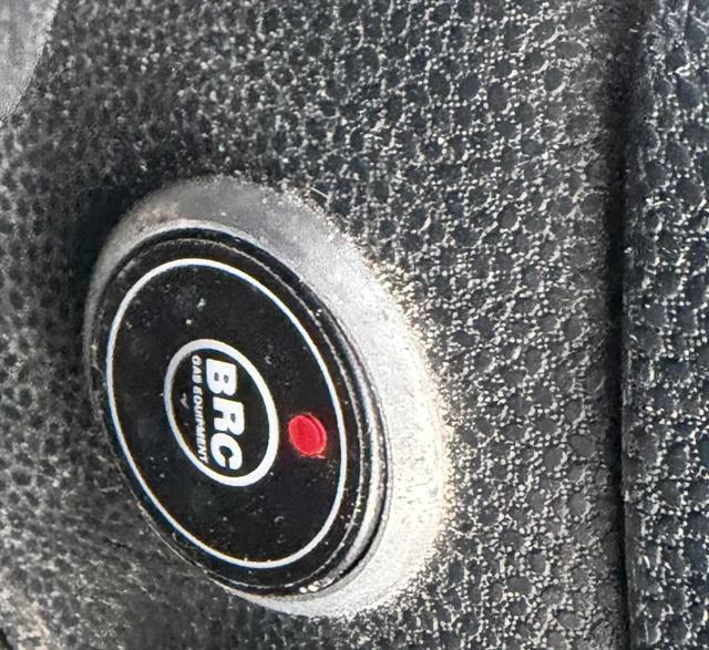 FORD Fiesta 1.4 5p BENZINA/GPL senza nessun lavoro da fare