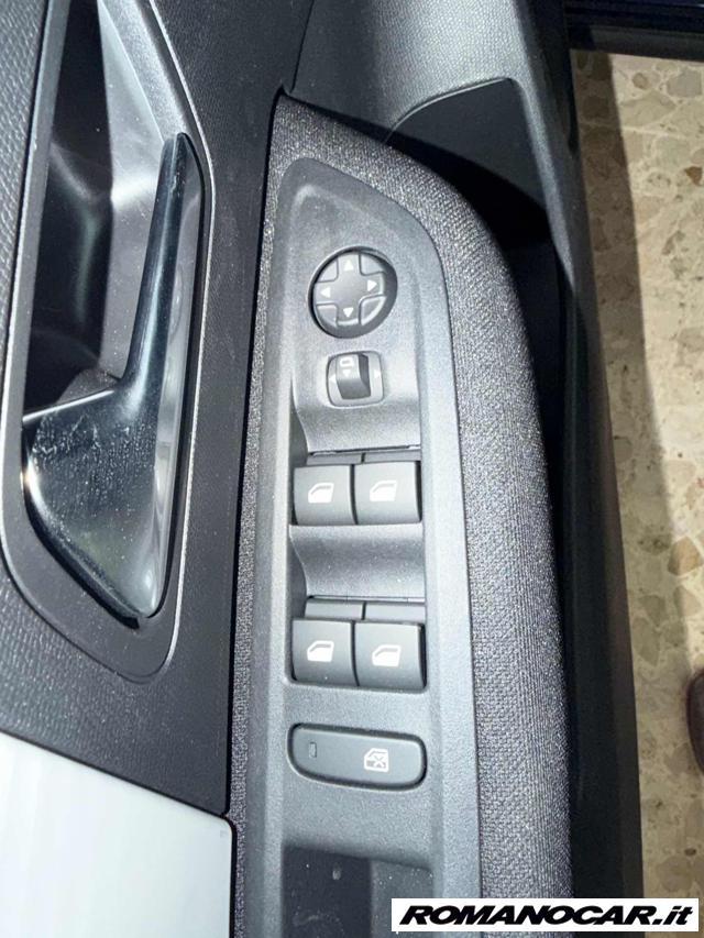 CITROEN C4 Hybrid 145 e-DCS6 Plus