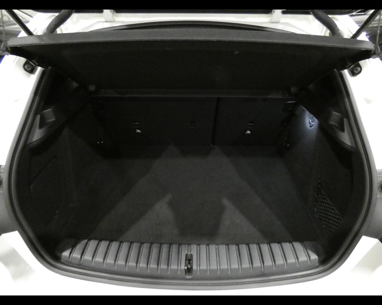 BMW Serie 1 (F40) - 116d 5p. Msport