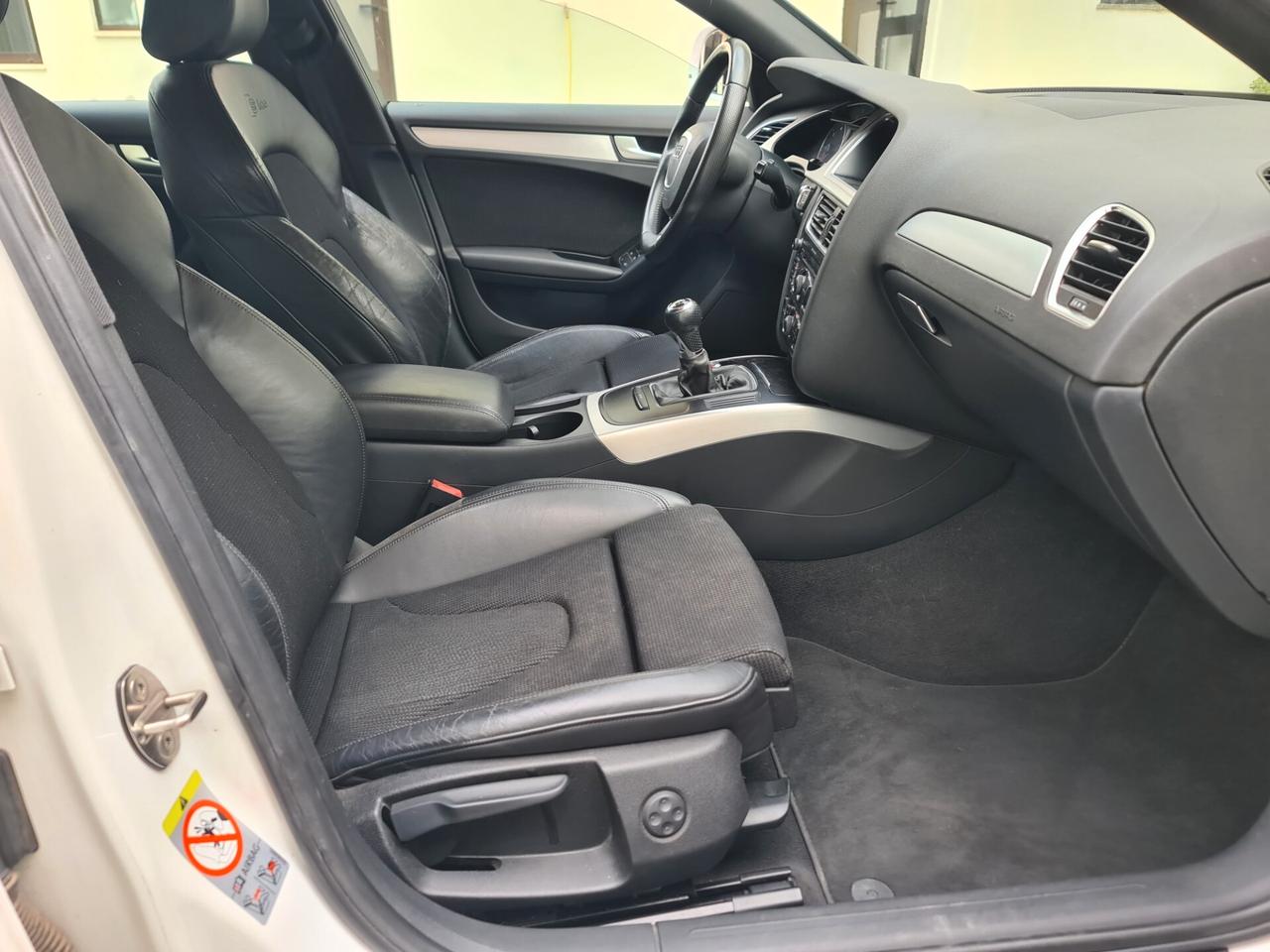 Audi A4 Avant 2.0 TDI 143CV S-Line