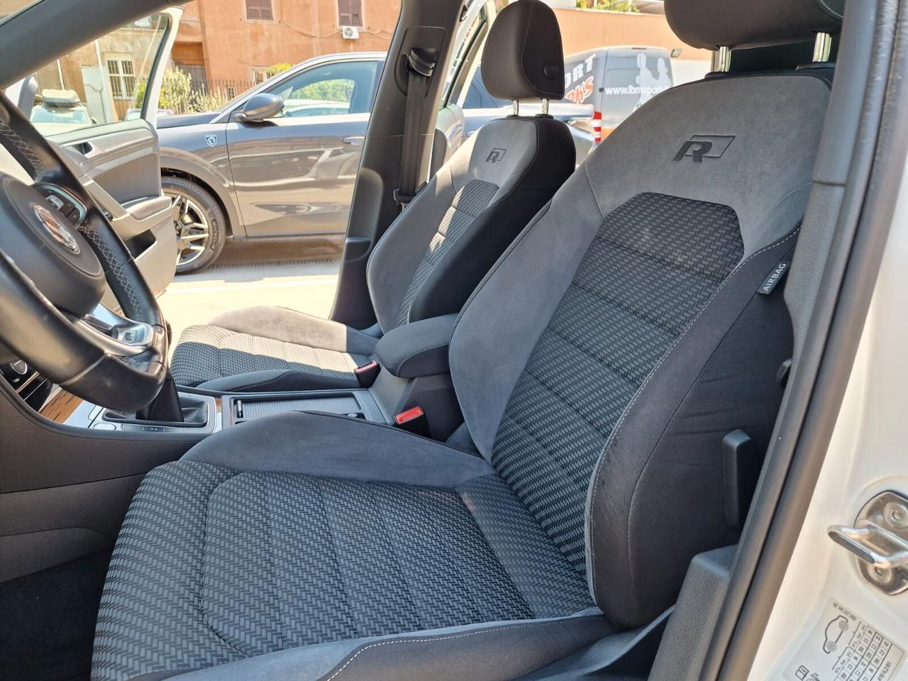 Volkswagen Golf VII 1.5 TSI ACT 5p. all. R LINE Sport 150CV