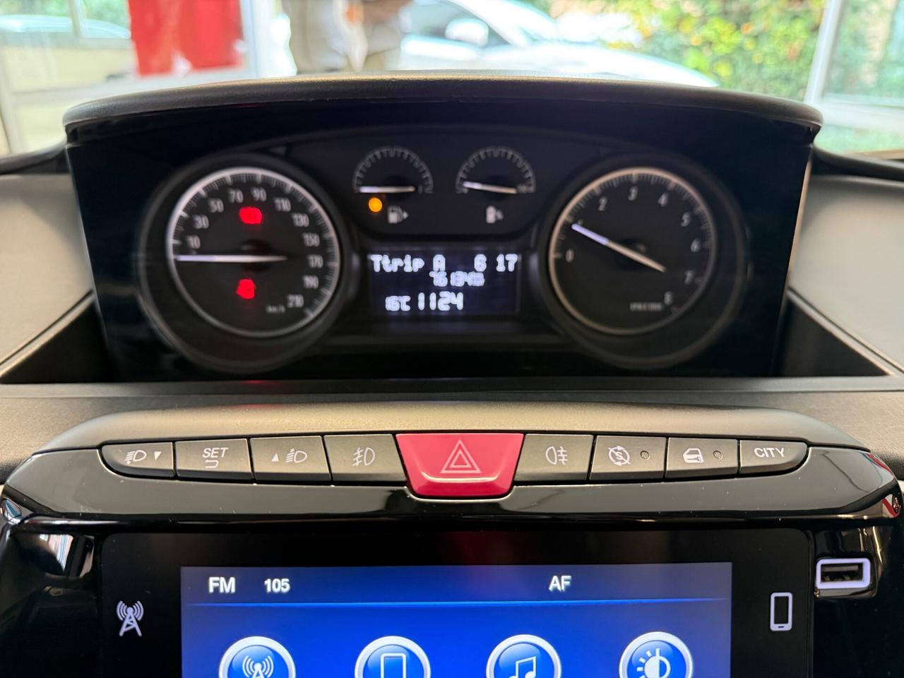 LANCIA Y 1.0 HYBRID 70 CV GOLD UNICO PROPRIETARI OK NEO PATENTATI