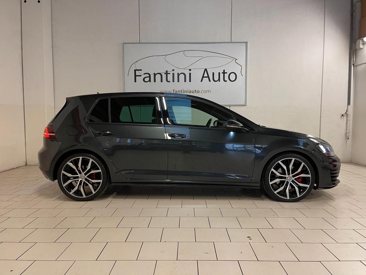 Volkswagen Golf GTD 2.0 TDI 184cv DSG-LEGGI SOTTO