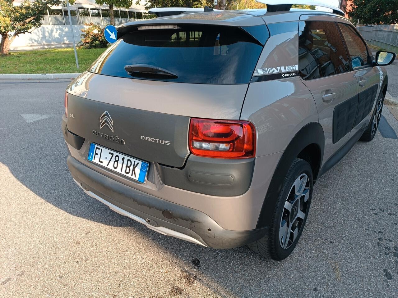 C4 Cactus BlueHDi 100 Shine MODELLO RIP CURL