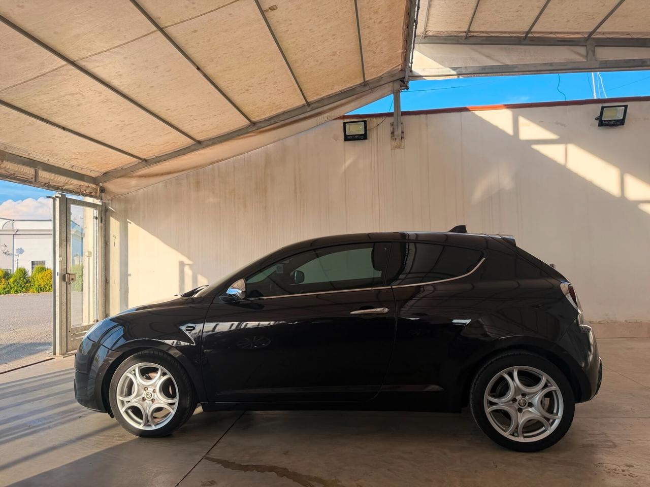 Alfa Romeo MiTo 1.3 JTDm 16V 90 CV Distinctive Sport Pack