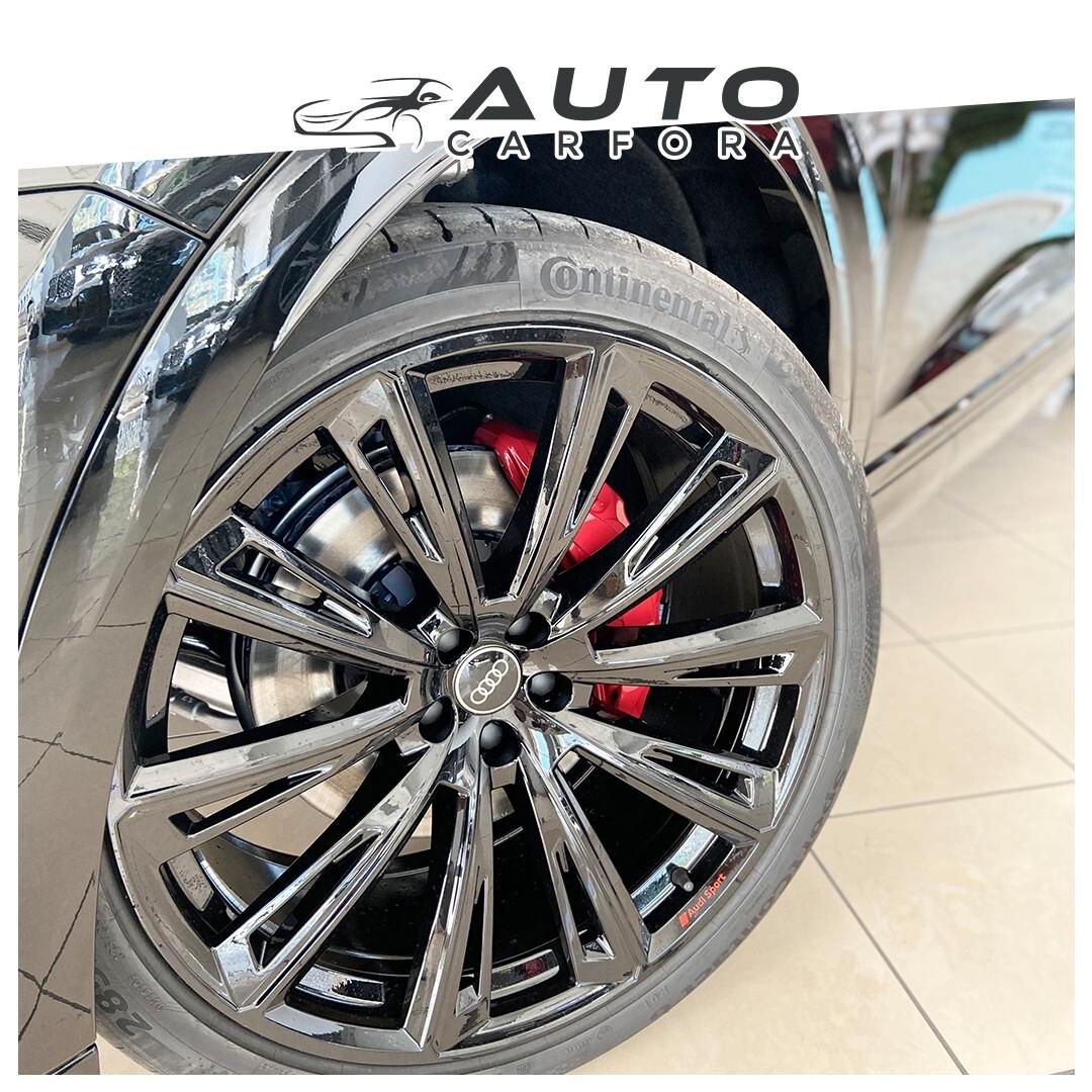 Audi Q8 50 TDI 286 CV blak line R23/TETTO/CUCUTURE IN ROSSO