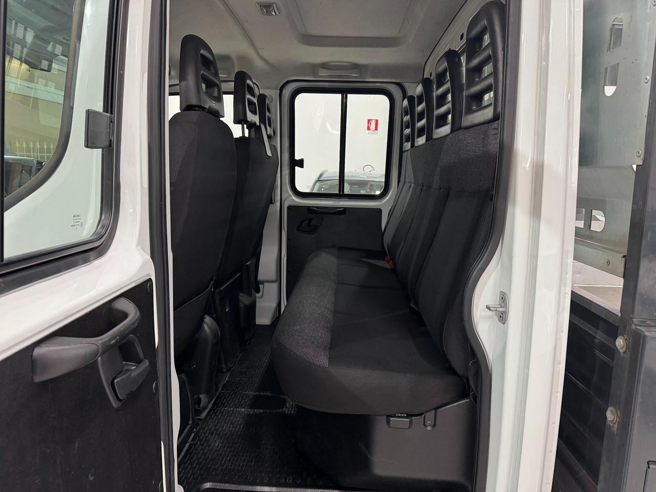 Daily 35C14 DOPPIA CABINA 7POSTI RIBALTABILE