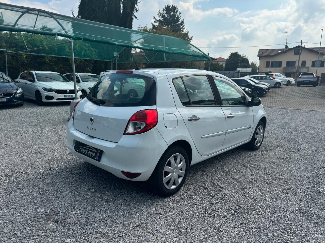 Renault Clio 1.2 16V 5 porte Confort
