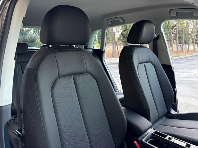 AUDI Q3 35 2.0 TDI S tronic Business Advanced