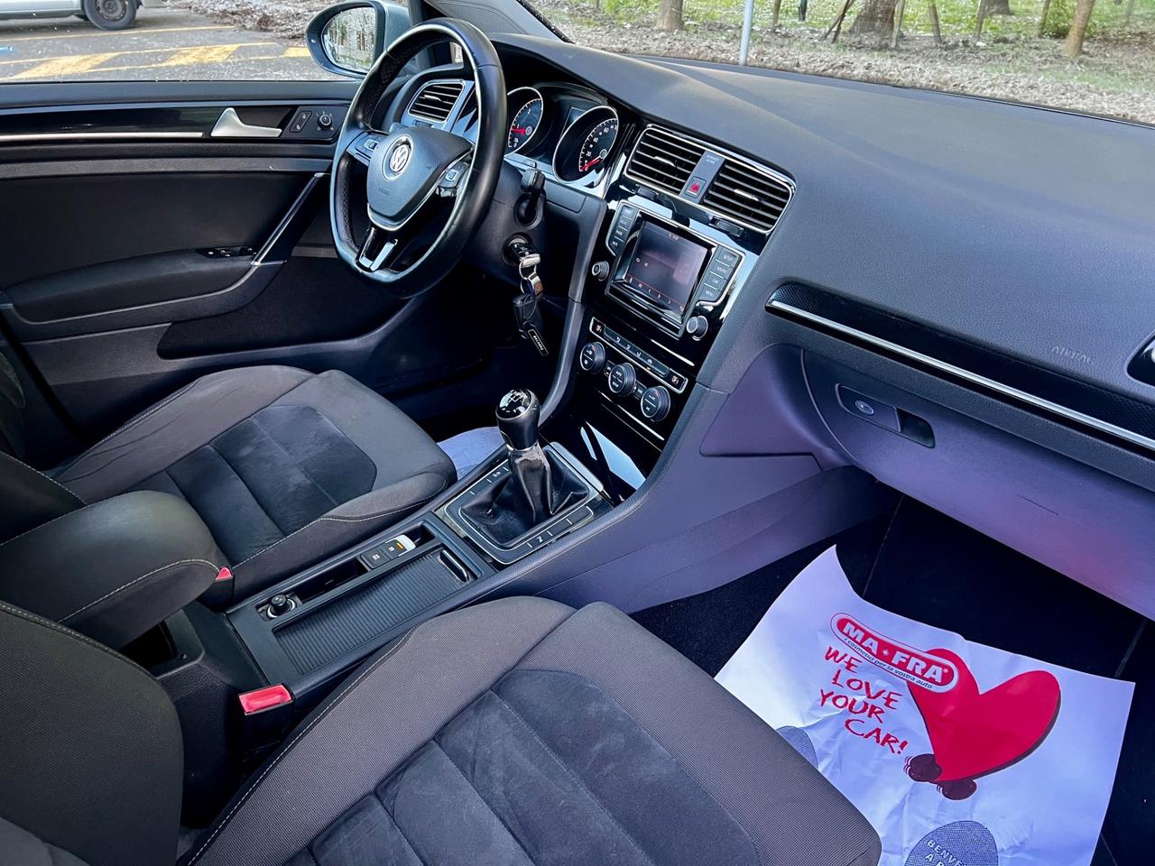 Volkswagen Golf VII 1.6 TDI DPF Highline