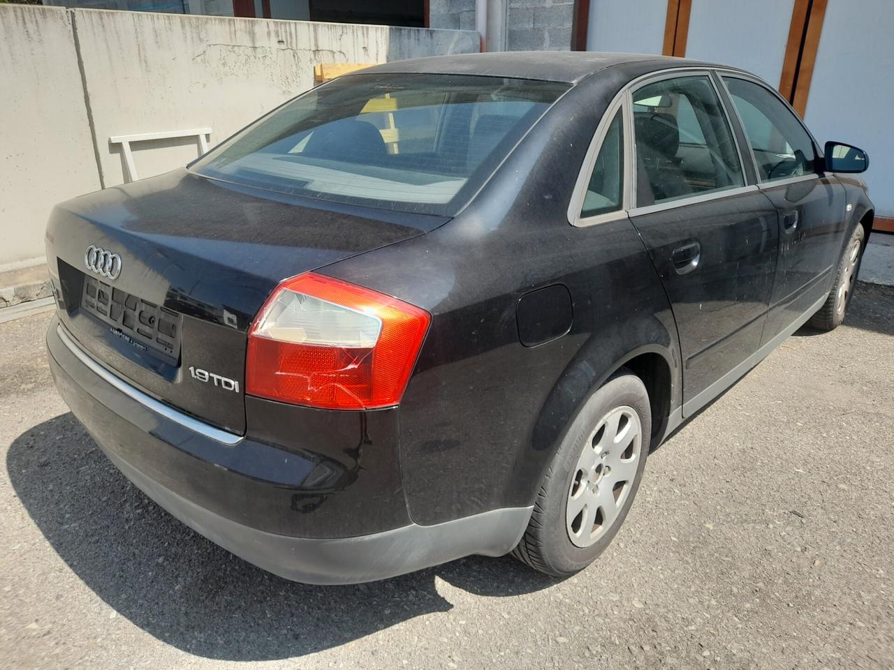 Audi A4 1.9 TDI cat Ambiente