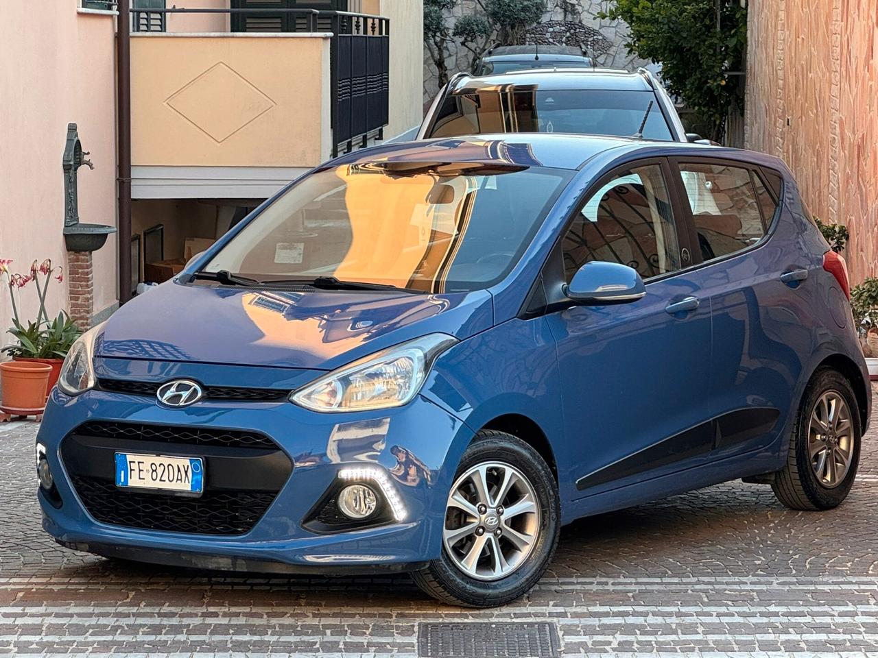 Hyundai i10 1.2 MPI Sound Edition A/T