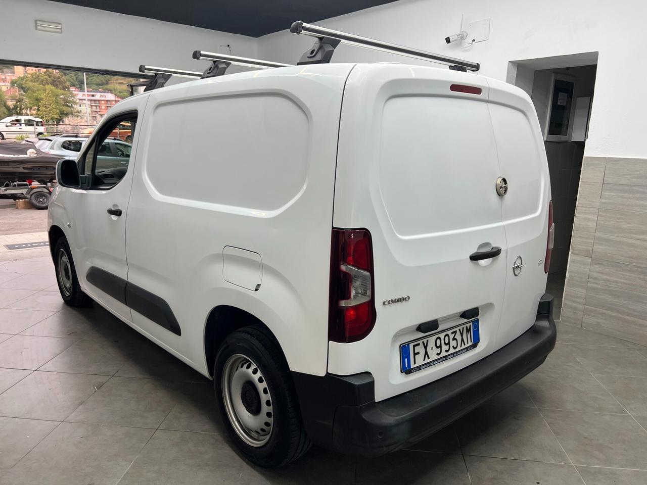 Opel Combo Cargo 1.6 Diesel PC 650kg