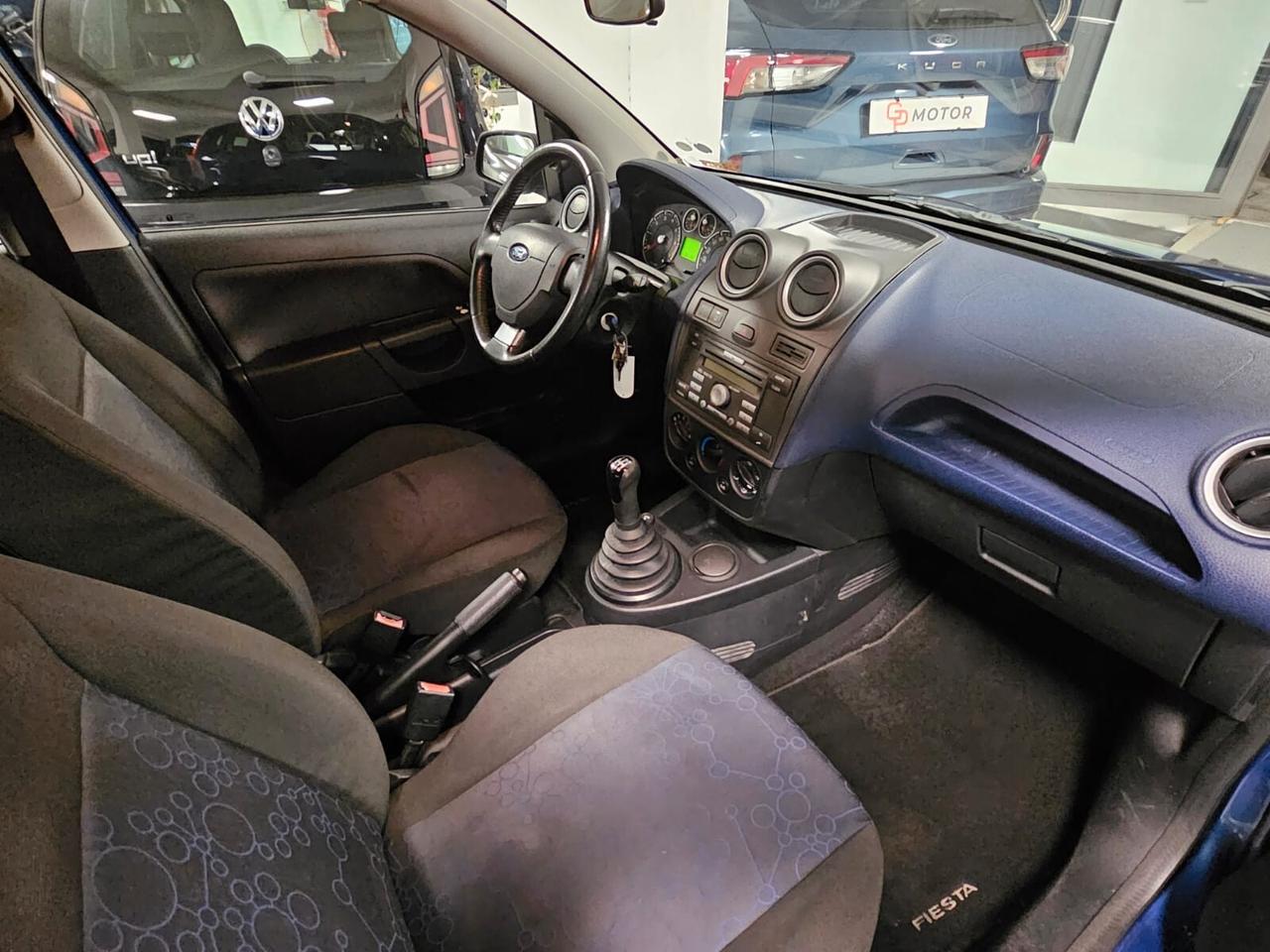 Ford Fiesta 1.2 16V 5p. Ghia