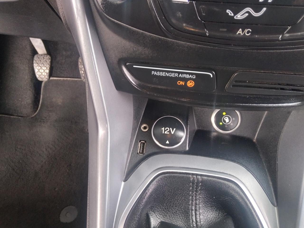 Ford B-Max 1.4 90 CV GPL Titanium x neopatentati