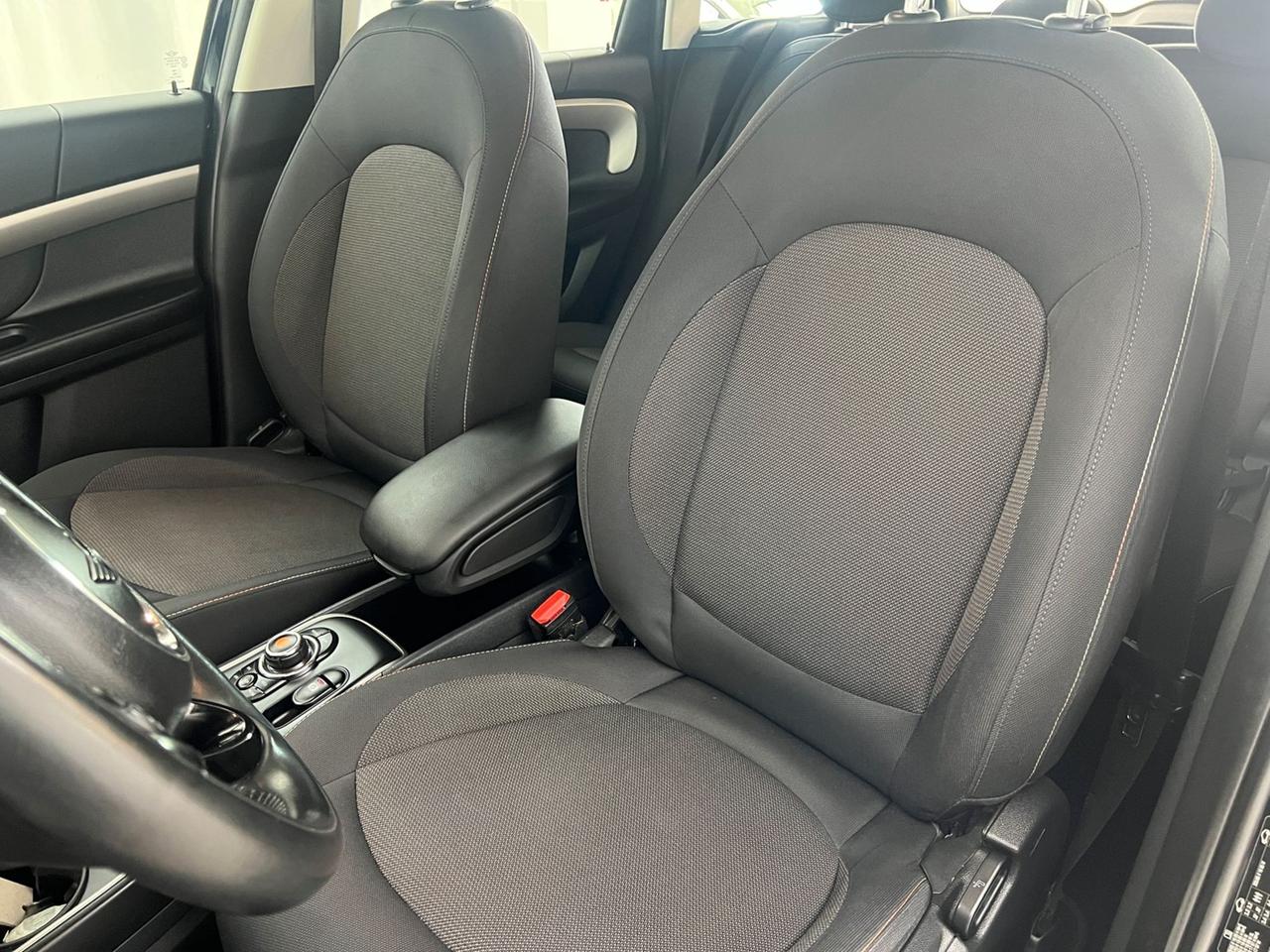 MINI Mini Countryman F60 2017 Mini Countryman 1.5 One D auto 7m
