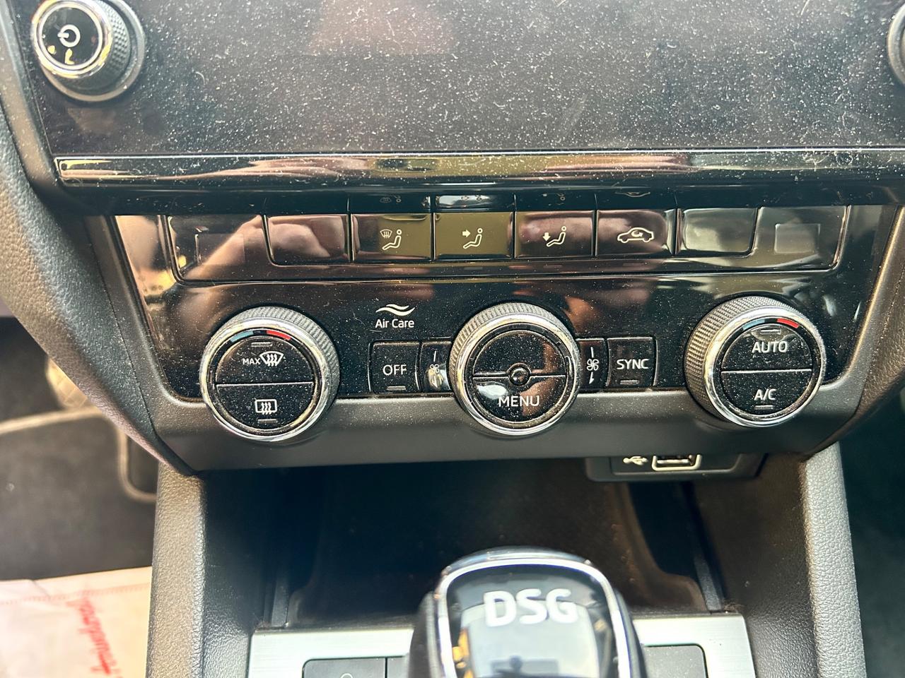 Skoda Octavia 1.6 TDI CR 115 CV DSG Wagon Executive