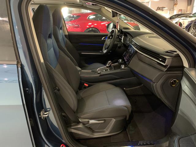 LYNK & CO 01 PHEV "TETTO PANORAMICO"