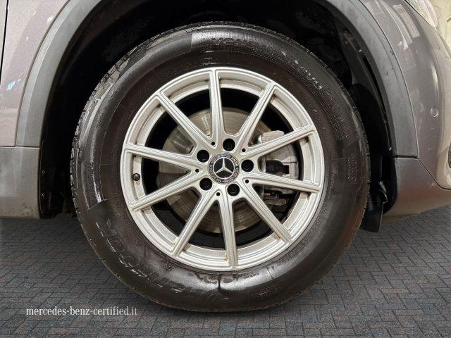 MERCEDES-BENZ GLA 180 d Automatic Business Extra