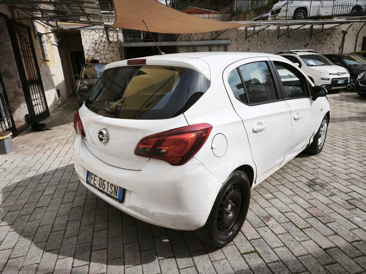 Opel Corsa 1.2 5 porte Cosmo