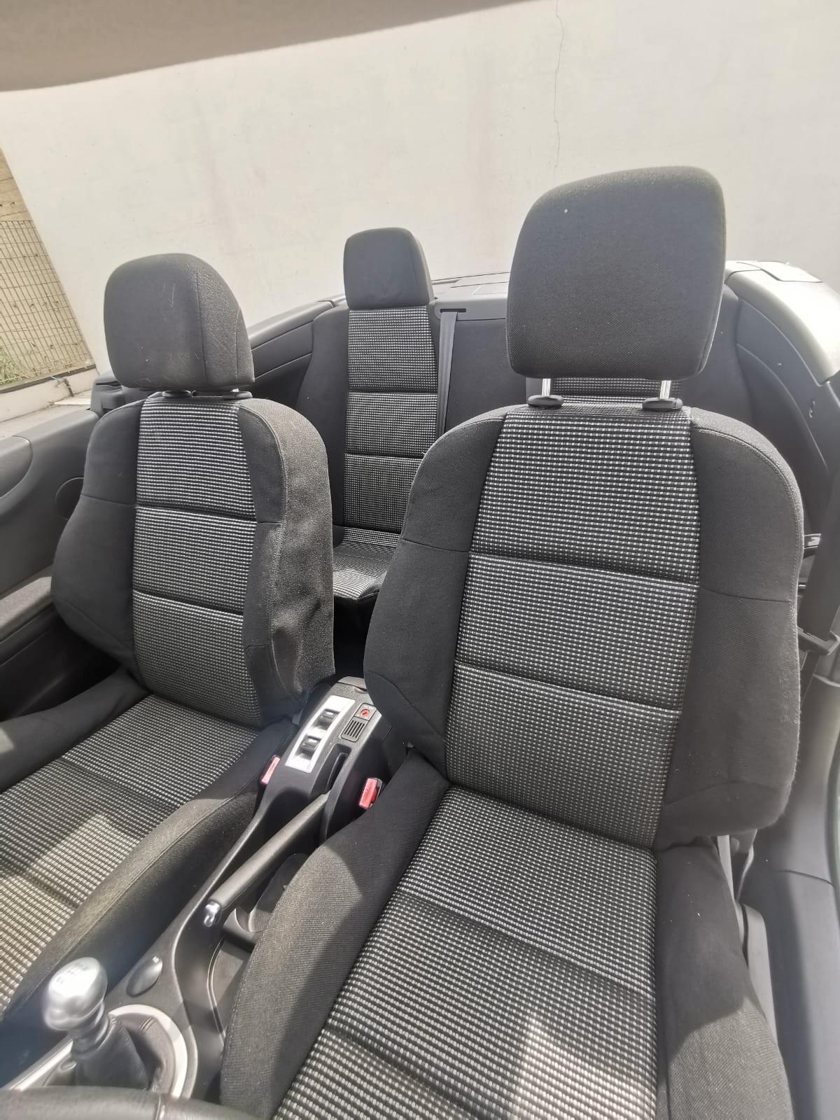 Peugeot 307 2.0 HDi FAP CC Féline