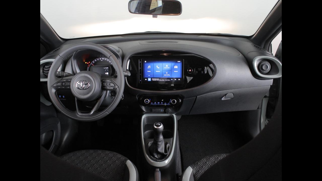 TOYOTA Aygo X - Aygo X 1.0 Trend 72cv