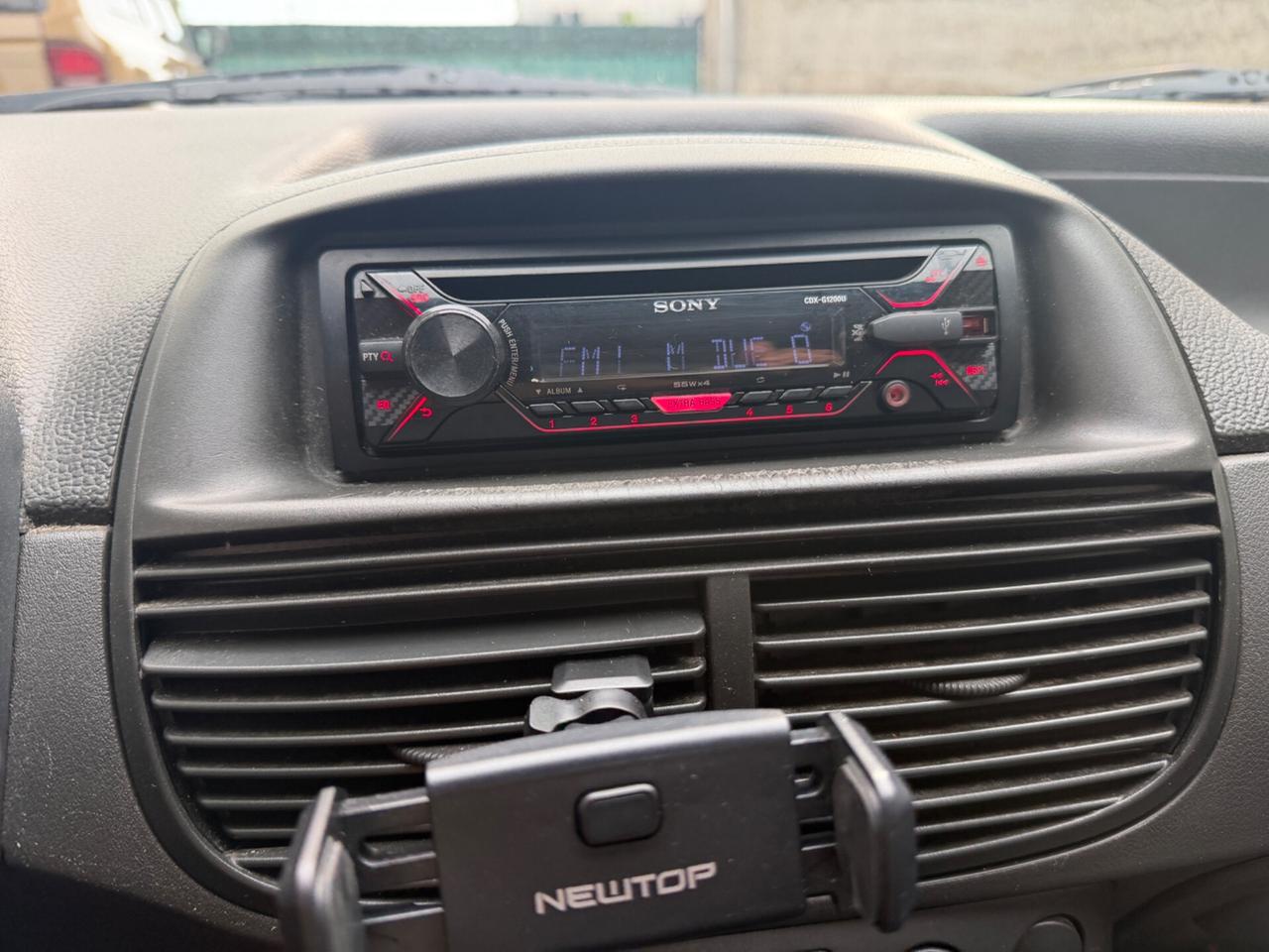 Fiat punto 1.2 benzina 44kw euro4 neopatentati