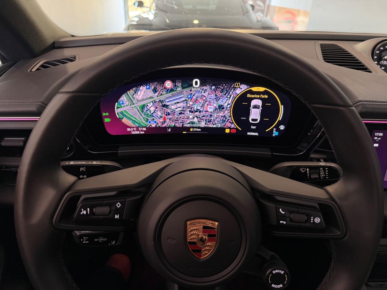 PORSCHE MACAN EV (2024) MACAN EV (120 KW)