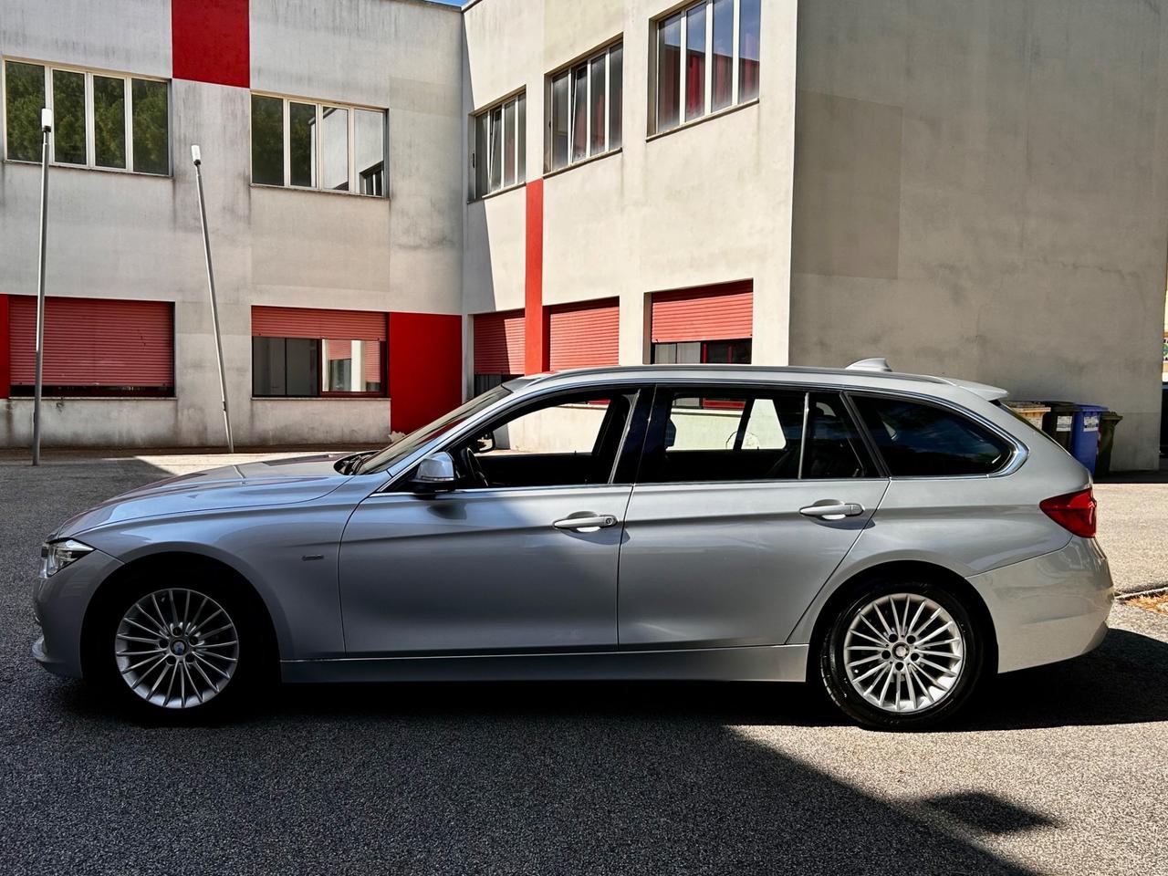 Bmw 318 318d Touring Luxury