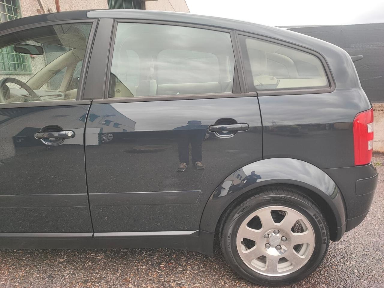 Audi A2 1.4 BENZINA PARI AL NUOVO ASI