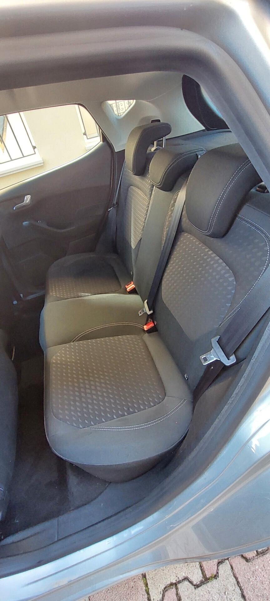 FIESTA 1,1 BENZINA NEW MODEL 86 CV X NEOPATENTATI NAVIGATORE TELEFONO LEGA STRAFULL
