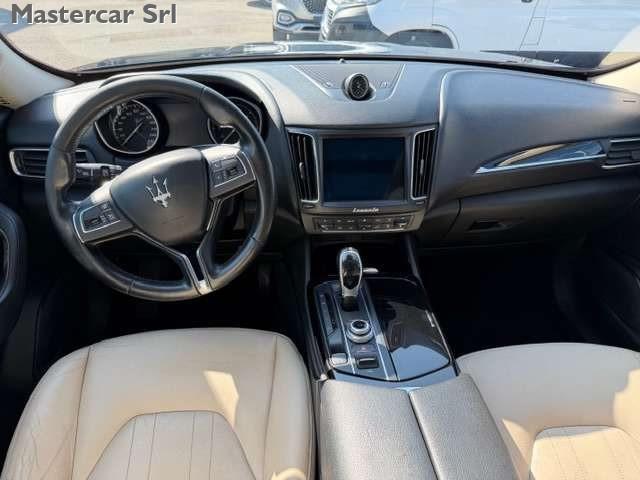 MASERATI Levante Levante 3.0 V6 250cv auto - FG551TC