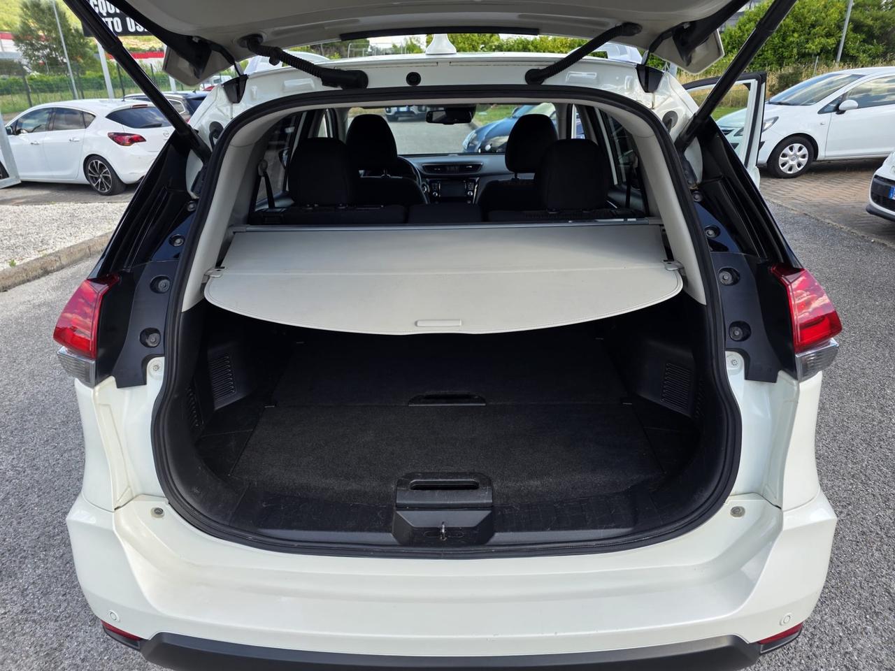 Nissan X-Trail 1.6 dCi 4WD Tekna