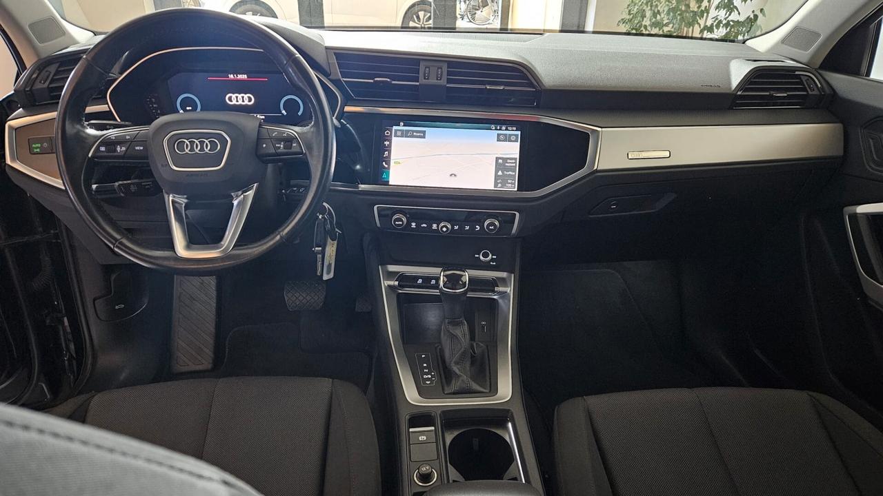 Audi Q3 35 TDI S tronic Business Advanced