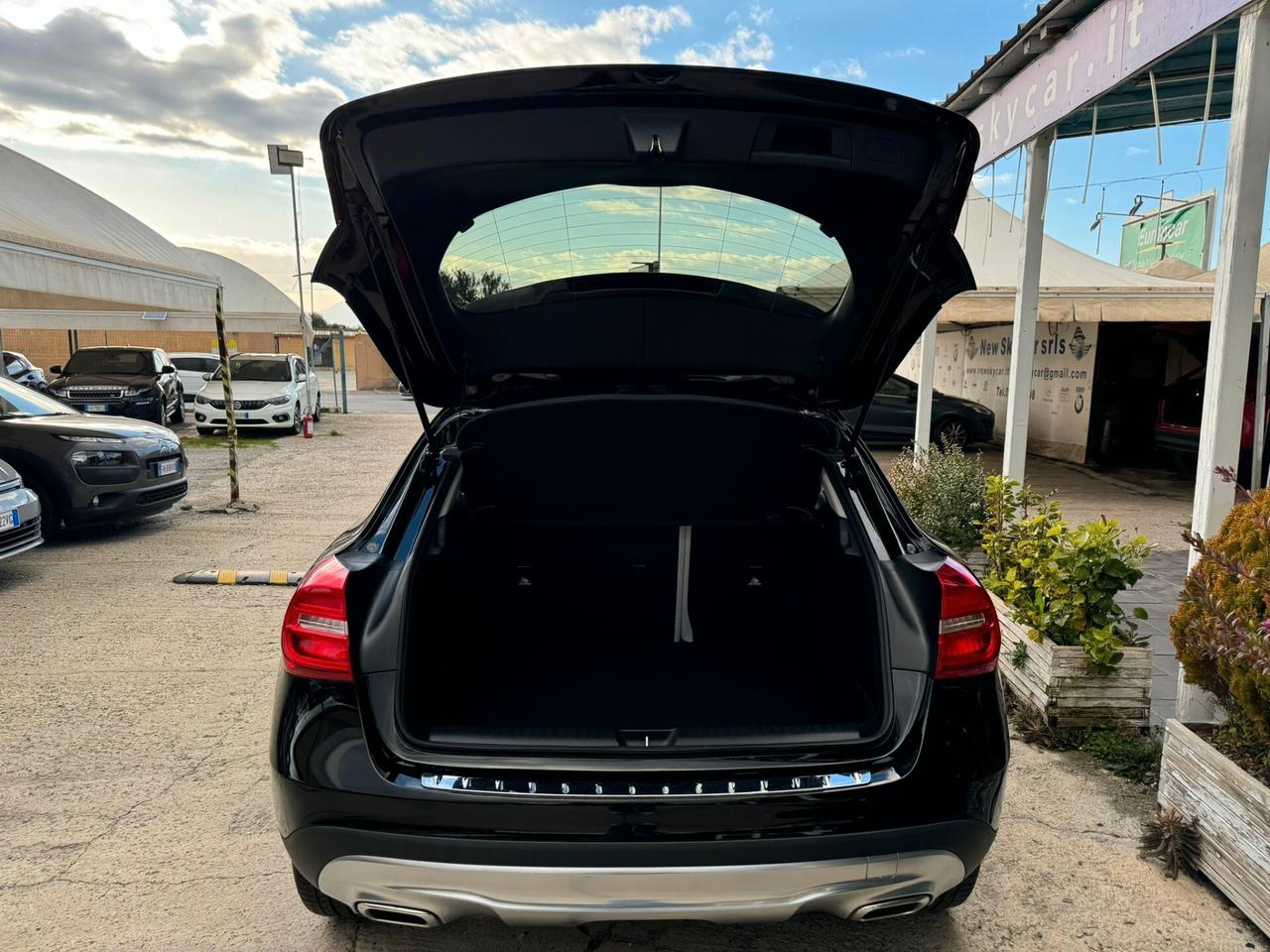 Mercedes-benz GLA 180 d Premium 45.000 km