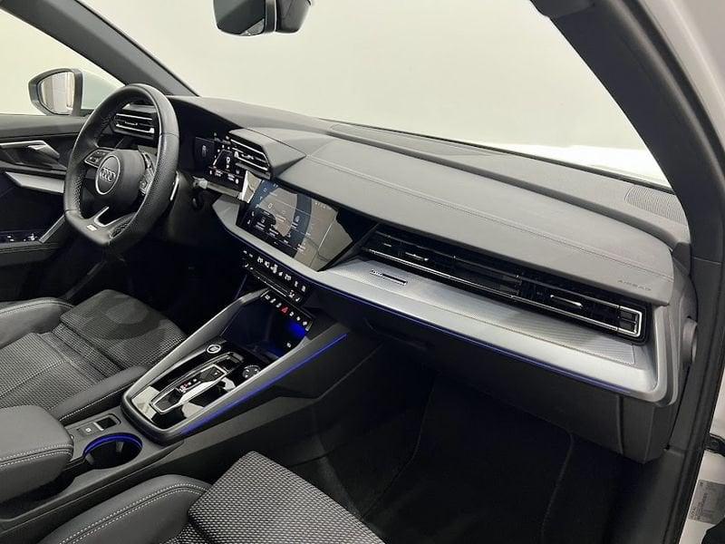 Audi A3 Sportback 35 TDI S tronic S line Edition