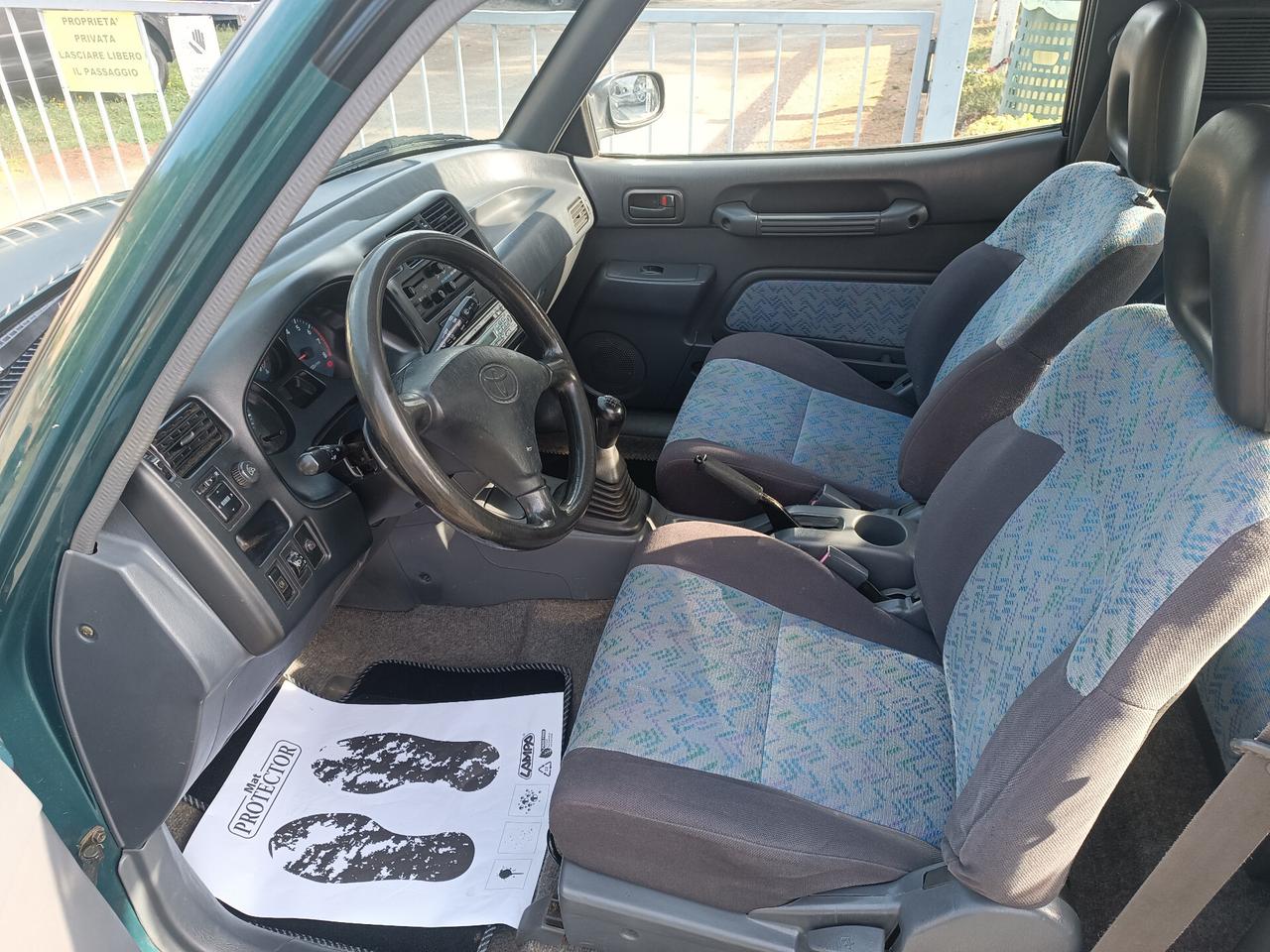 Toyota RAV 4 2.0i 16V cat 3 porte