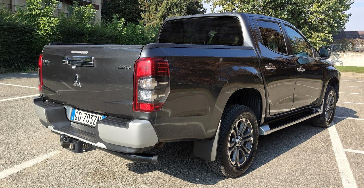 Mitsubishi L200 2.3D Double Cab 4x4 Intense Gancio