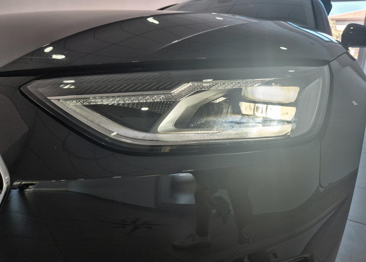 Audi A4 Avant 30 TDI/136 CV S tronic Business Advanced