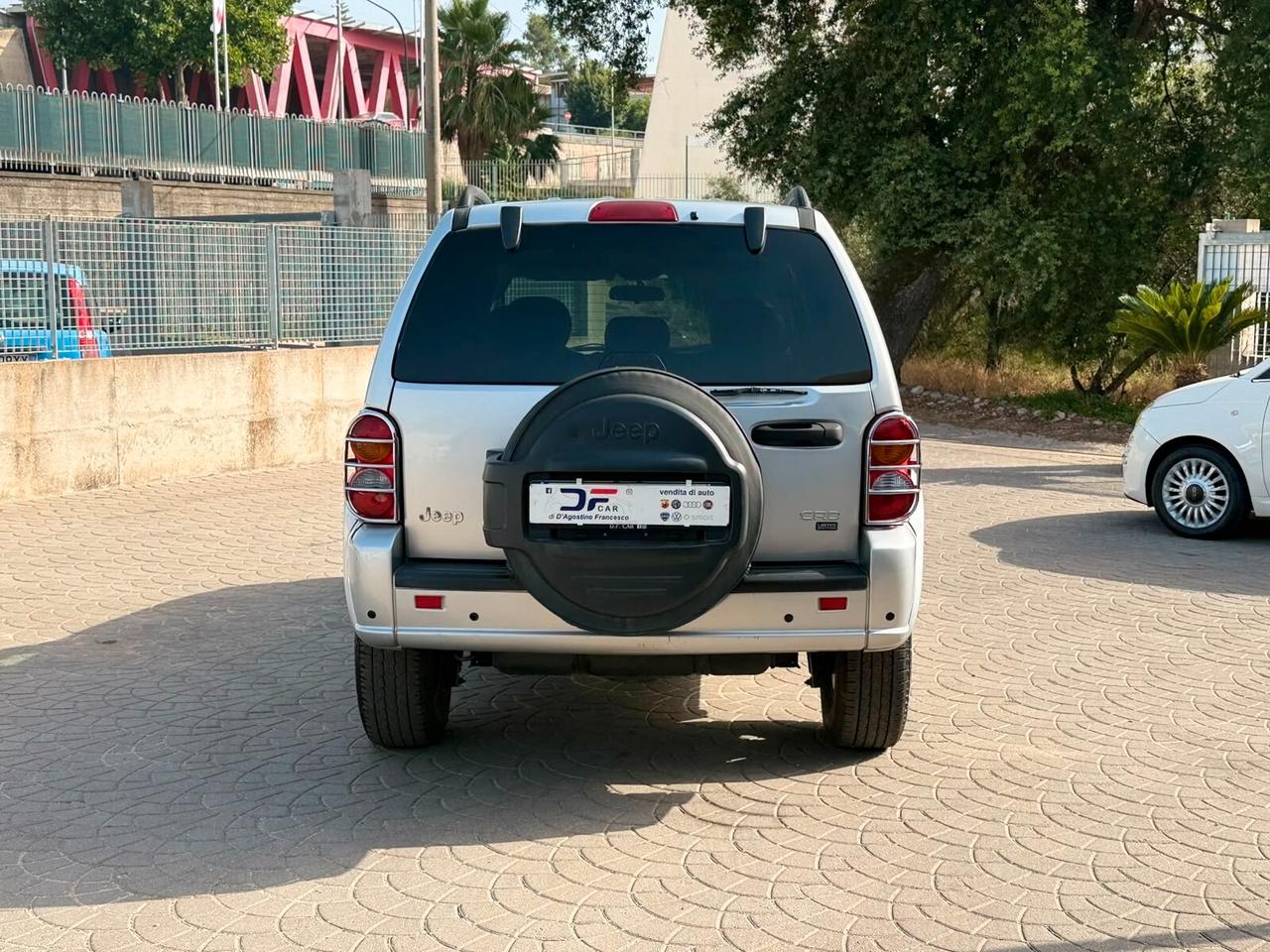 Jeep Cherokee 2.5 CRD Limited