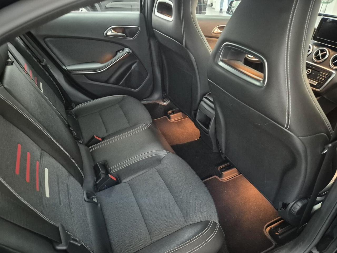 Mercedes-benz A 200 d Automatic Premium