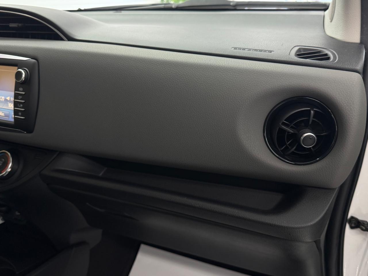 Toyota Yaris 1.4 Diesel Lounge Full Opt