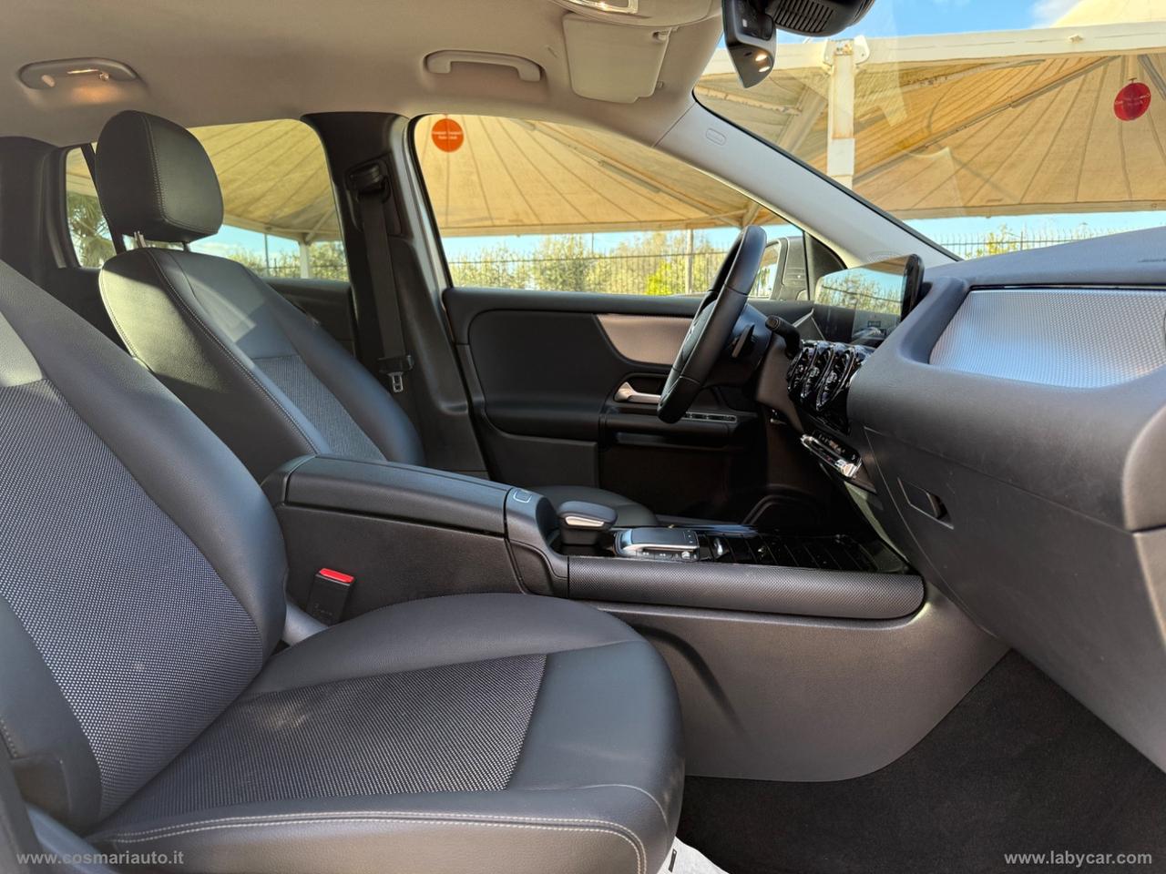 MERCEDES-BENZ GLA 200 d Automatic Business