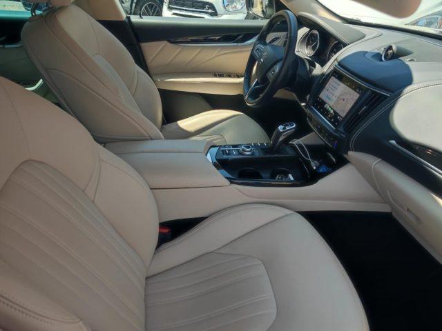 MASERATI Levante MHEV 330 CV AWD GT