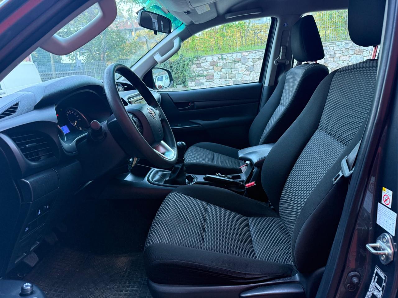 Toyota Hilux 2.4 D-4D 4WD 4 porte Double Cab Executive