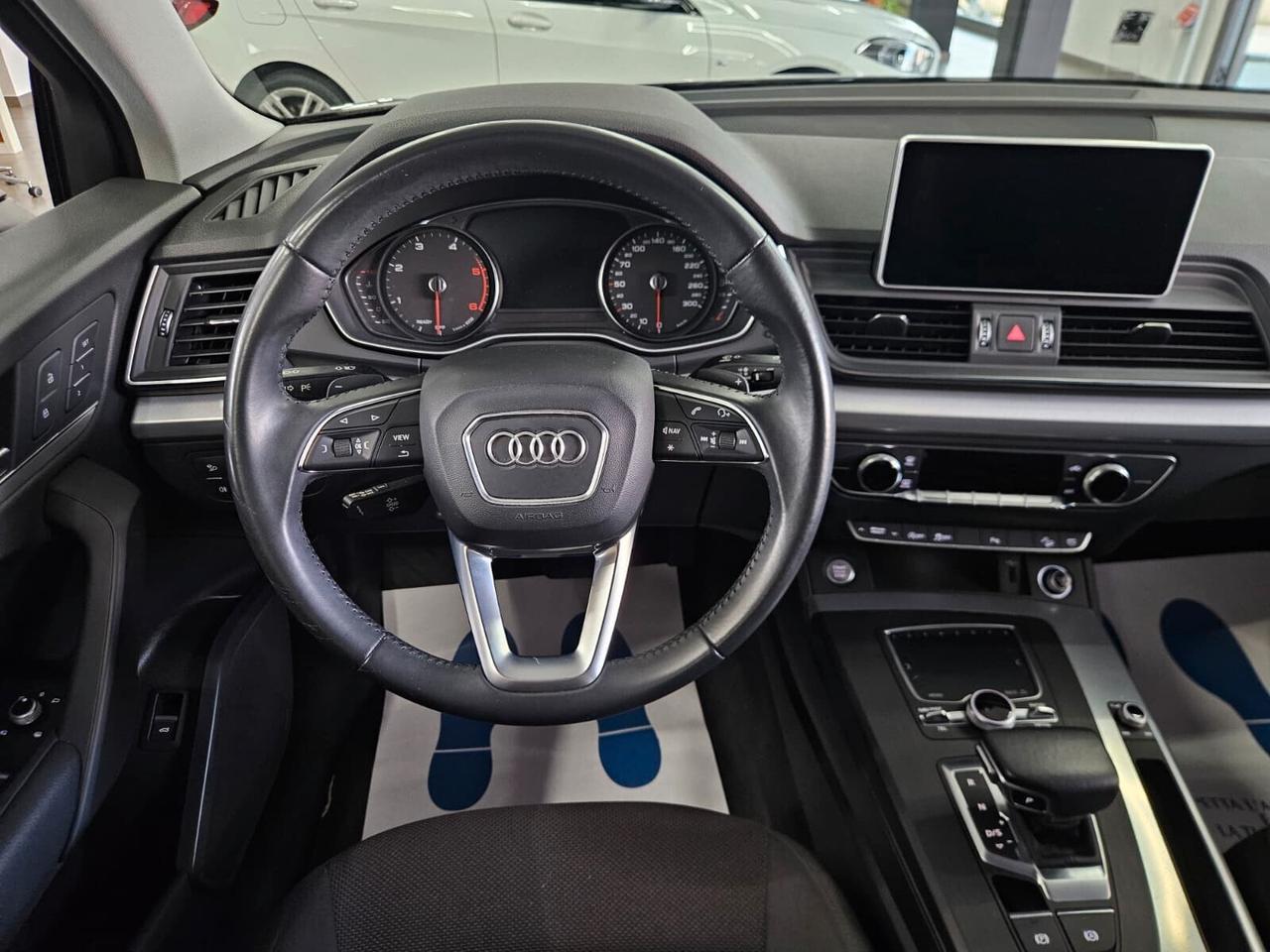 Audi Q5 40 TDI quattro S tronic Design